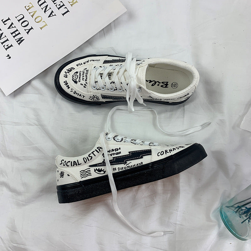 Japanese Little White Shoes 
