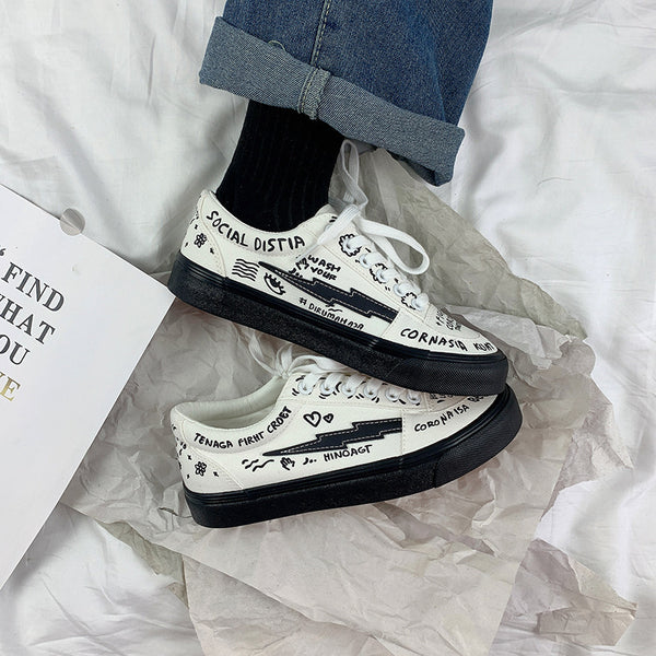 Japanese Little White Shoes 