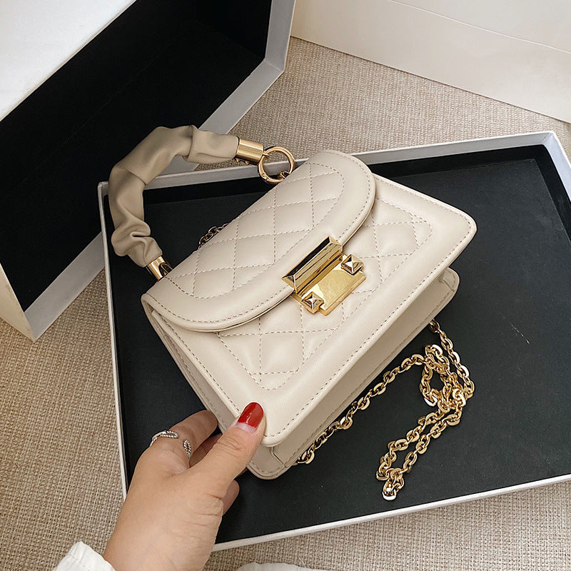 ladies chain messenger bag