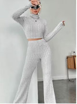 Stand Collar Navel T-shirt and Trumpet pants